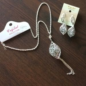 Fashion Fake Crystal Necklace and Earrings Set